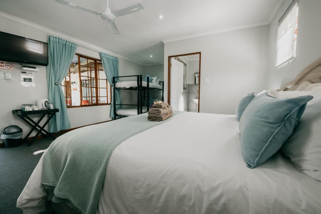 The Village Lodge Stormsrivier Esterno foto