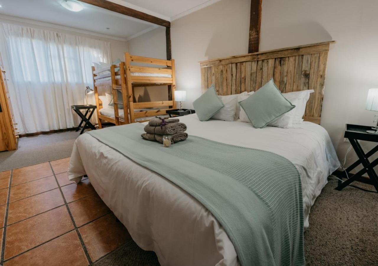 The Village Lodge Stormsrivier Esterno foto